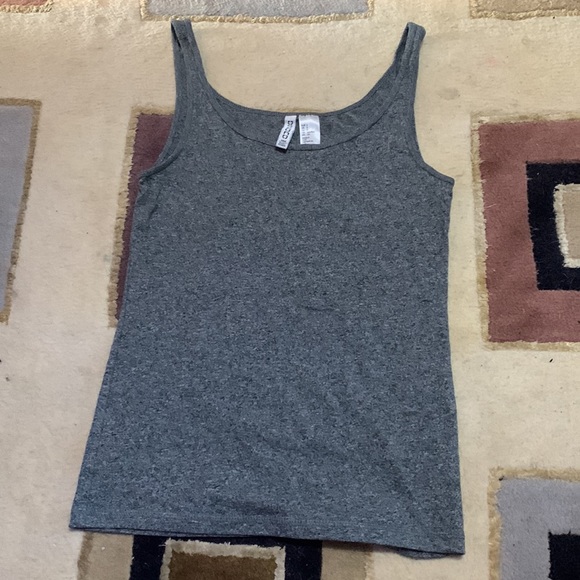 Womens T shirts sizes xs- m - Picture 5 of 9